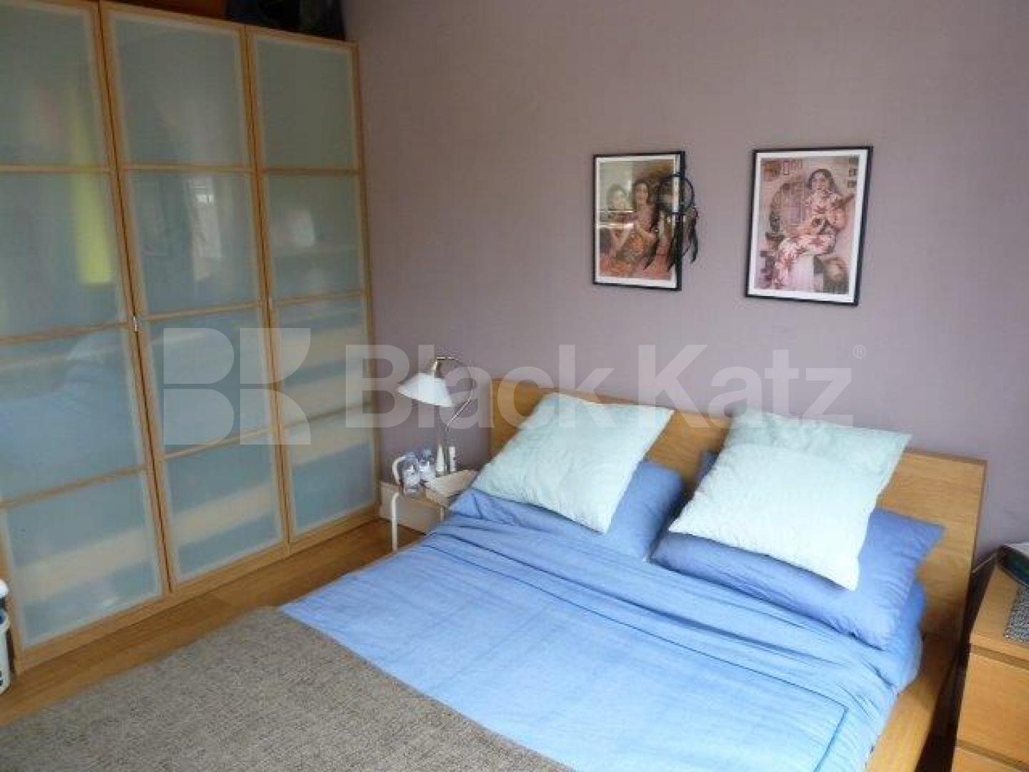 			STUNNING 2 BEDROOM PERIOD CONVERSION, 2 Bedroom, 1 bath, 1 reception Flat			 Stapleton Hall Road, FINSBURY PARK-STROUD GREEN